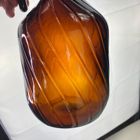 Vintage Amber Swirl Glass Jug Bottle With Handle & Yellow Metal Lid - Picture 10 of 11